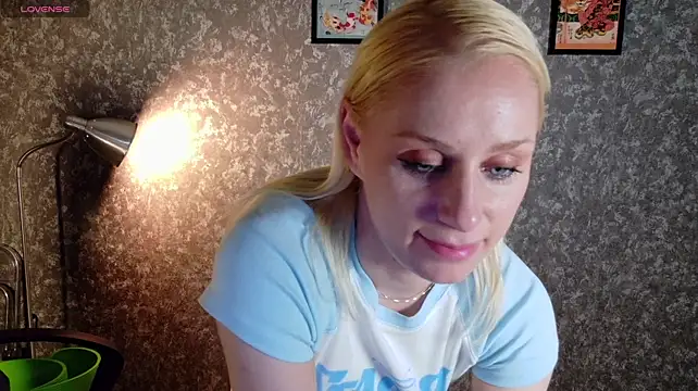 AlexiaWonder stripchat live cam model