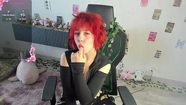 Inferno_kitten stripchat live cam model