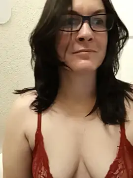 DesreRose stripchat live cam model
