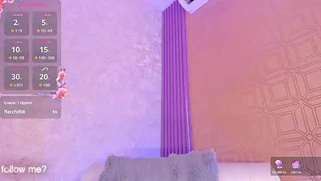 LaiilyBell12 stripchat live cam model