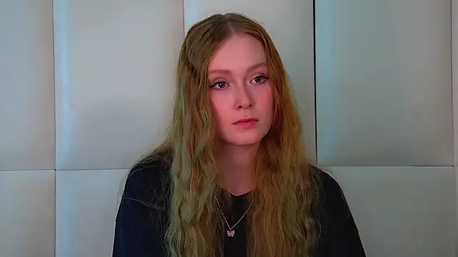 AgataFoxley stripchat live cam model