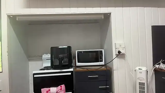 xopeachybaby stripchat live cam model
