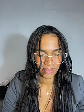 FlorSalvaje_ stripchat live cam model