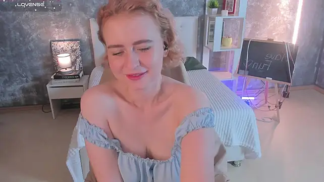 Shiny_Liss stripchat live cam model