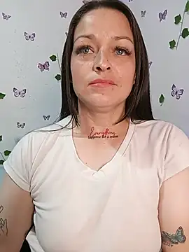 Isa_bluee stripchat live cam model