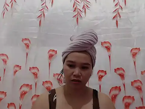 sassygirl20 stripchat live cam model