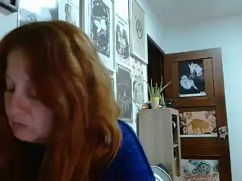 ViioletaMora stripchat live cam model