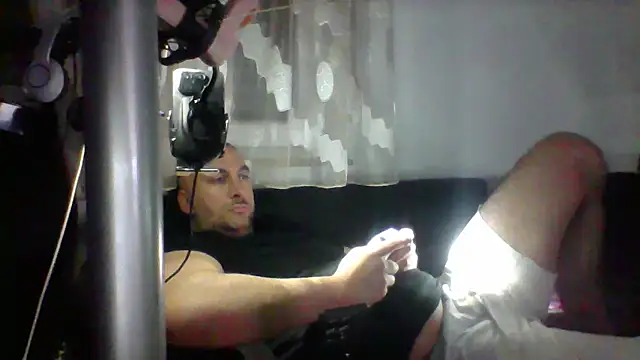 NewyorkDimi stripchat live cam model