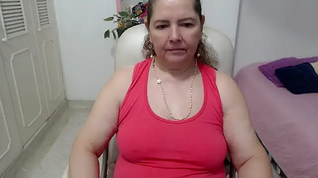 leonela_69 stripchat live cam model
