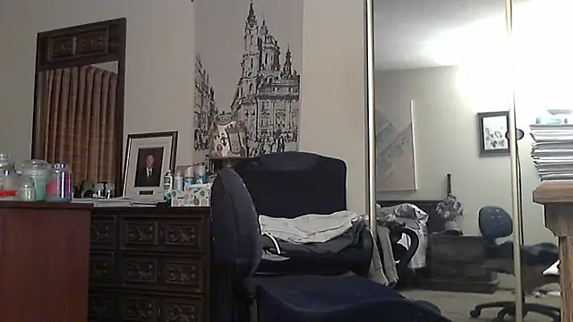 camminmichaellll stripchat live cam model
