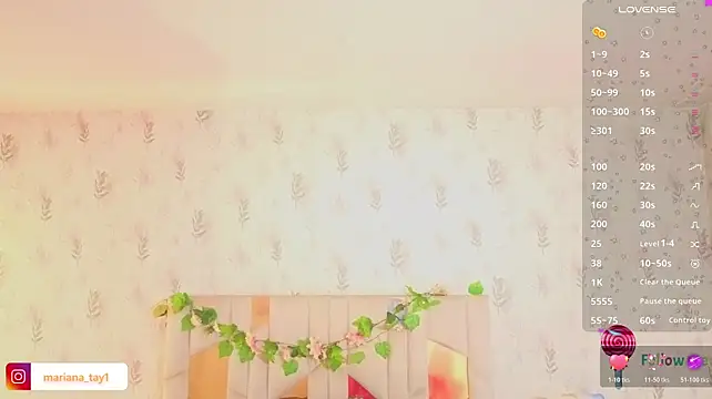 MARIANA_TAY1 stripchat live cam model