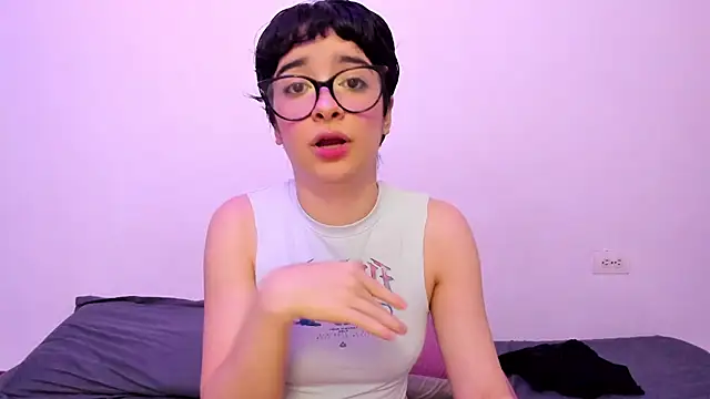 Diotima_ stripchat live cam model