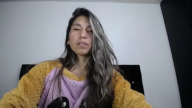 sweet_skylove_ stripchat live cam model