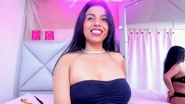 Emma_collins23 stripchat live cam model