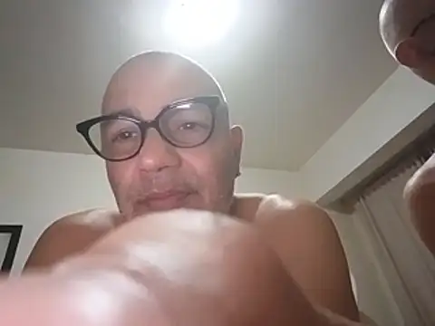 Toby2712 stripchat live cam model