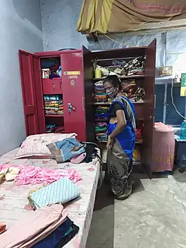 umashreetamil stripchat live cam model