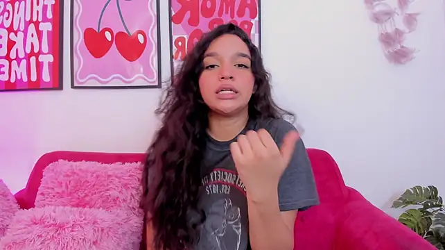 Velvett_7 stripchat live cam model