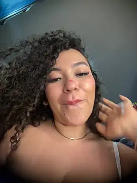 VictoriaaRose stripchat live cam model
