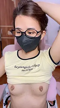 Mochi_11 stripchat live cam model