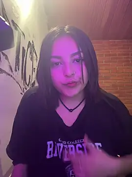 Aly_96 stripchat live cam model