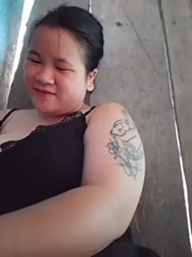 Joy-yy stripchat live cam model