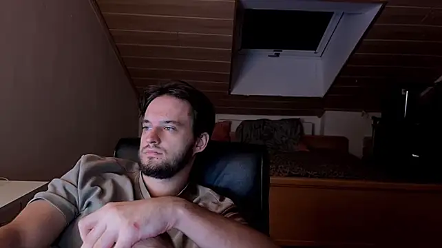 Bez3ybik stripchat live cam model