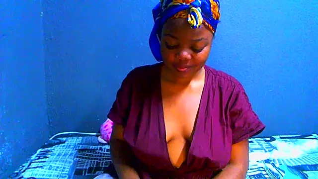 AlliBabe stripchat live cam model