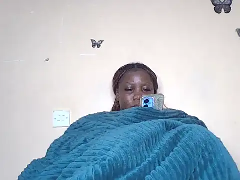 pretty-pussy7 stripchat live cam model