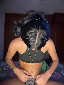 eva_roseee stripchat live cam model