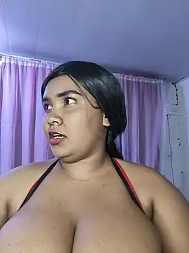 Evelyn_A stripchat live cam model