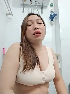Cong2211 stripchat live cam model