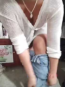 candyyy19 stripchat live cam model