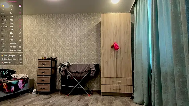 ThermalContract stripchat live cam model