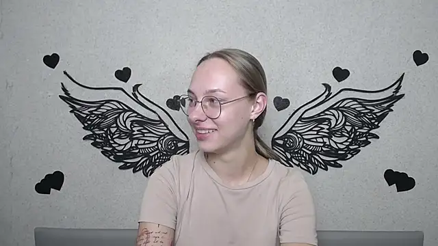 SteshaGlass stripchat live cam model