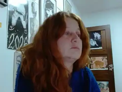 ViioletaMora stripchat live cam model