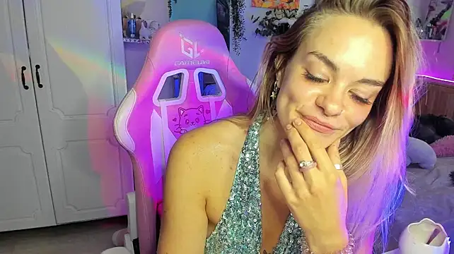 isabellalure stripchat live cam model