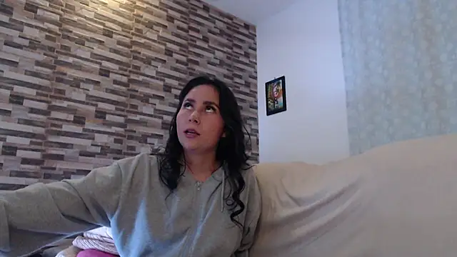 step_daughter stripchat live cam model