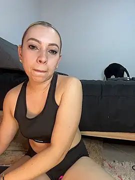 Moon_Blake stripchat live cam model