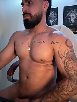 Ryan_Black3 stripchat live cam model