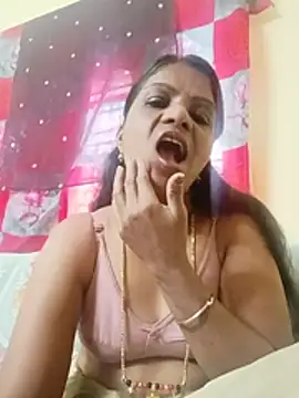 ashwini805057 stripchat live cam model