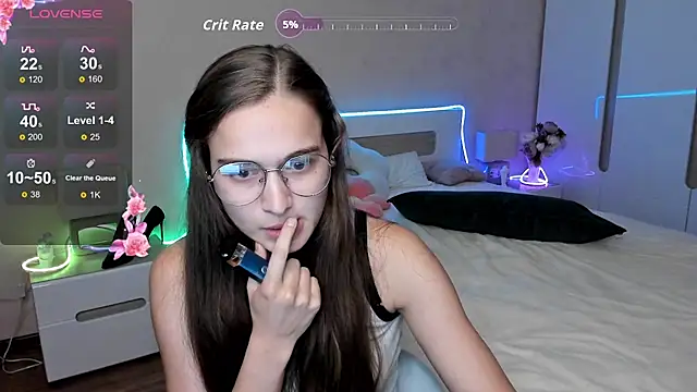 Alisa_Smitti stripchat live cam model