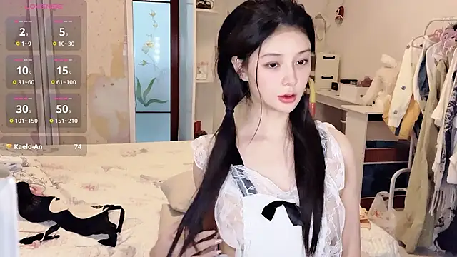 secret-anan stripchat live cam model