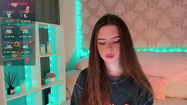 HolyMiax stripchat live cam model