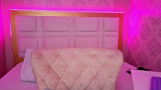 CAROL_SUCKER stripchat live cam model