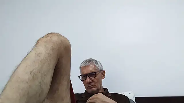 BIGUNCUTHARDCOCK stripchat live cam model