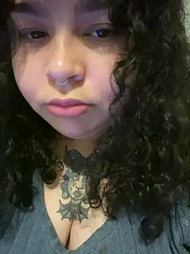 Kimberliprivv stripchat live cam model