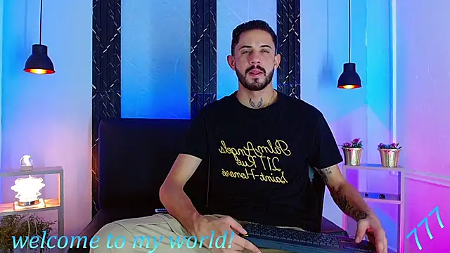 Erick_Wall stripchat live cam model