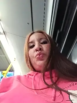 yoahotpetrafiery stripchat live cam model
