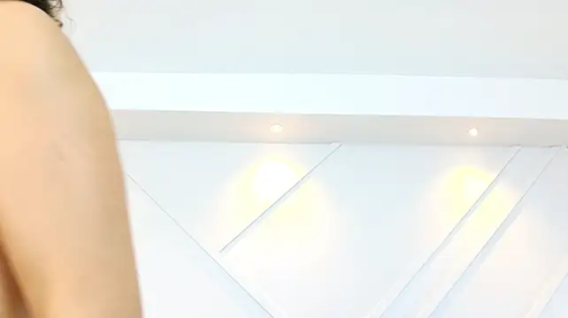 Juliabadlee stripchat live cam model