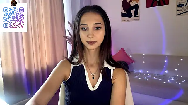LinaMour stripchat live cam model